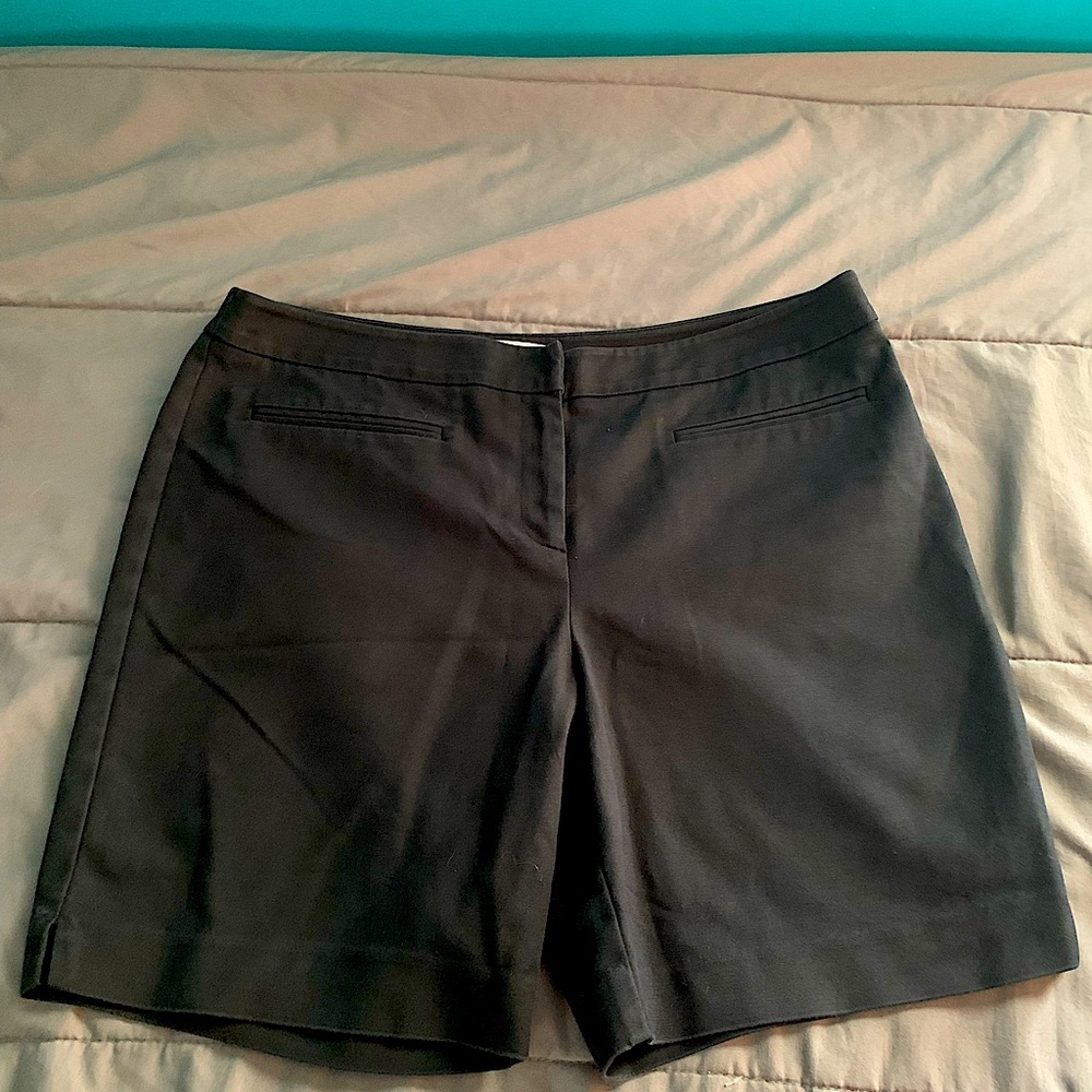 Chicos Chino Shorts Womens 2 Large 12 Black Pockets Stretch.